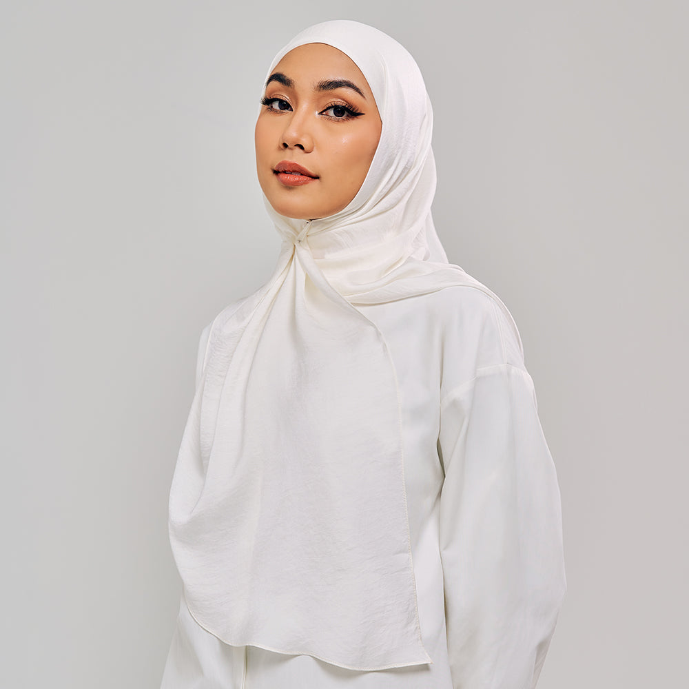 Niya Satin