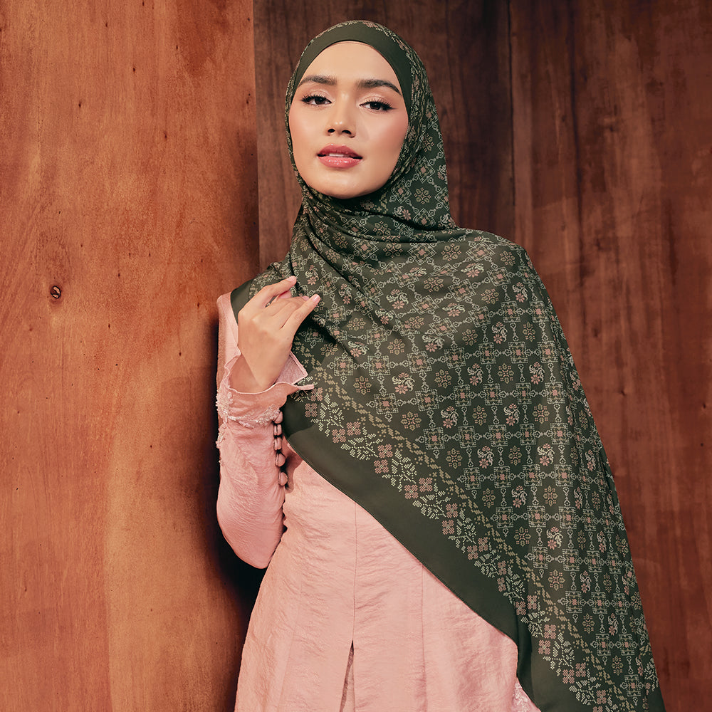 Cross Stitch - Shawl & Square