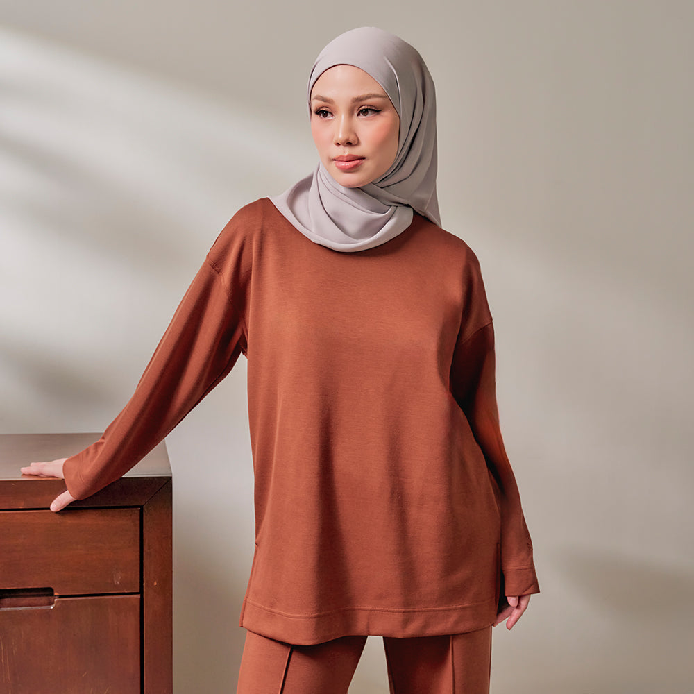 Back Pleated Sweatshirt