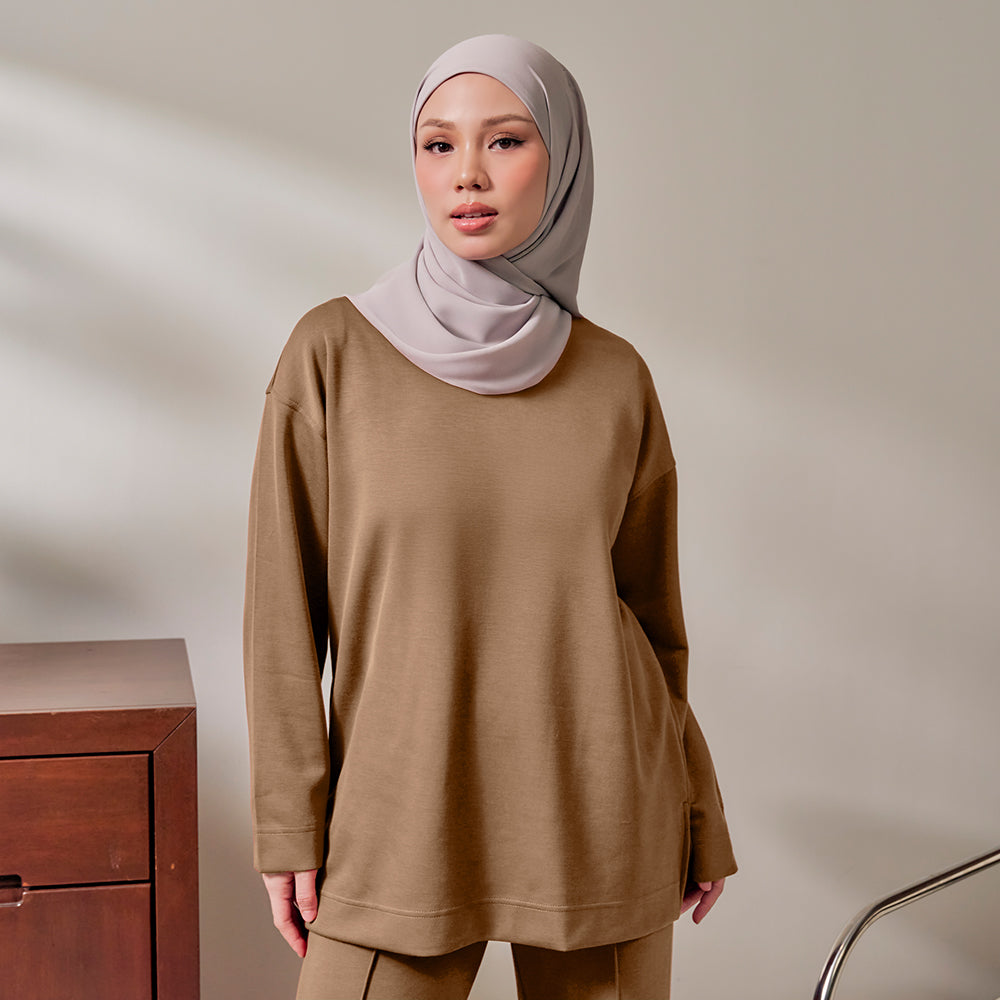 Back Pleated Sweatshirt