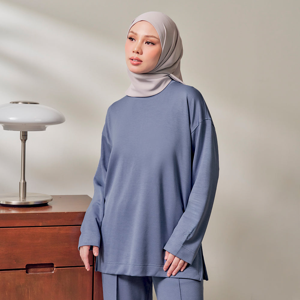Back Pleated Sweatshirt