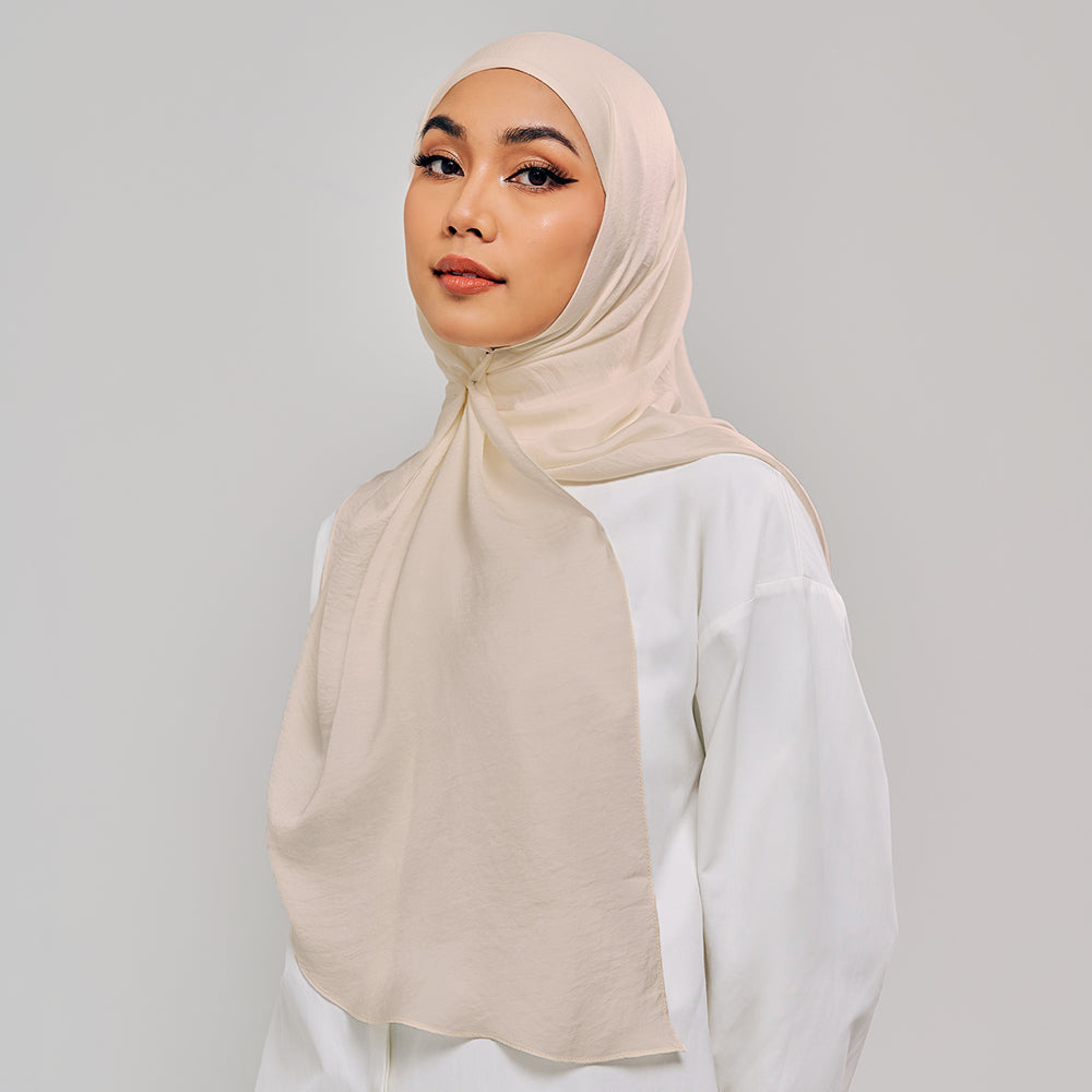Niya Satin